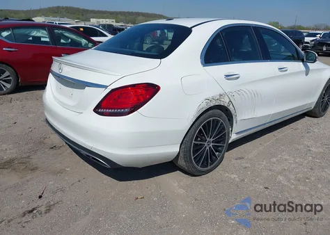 2019 Mercedes-Benz C 300 из США, поврежденный, VIN 55SWF8DB4KU285419